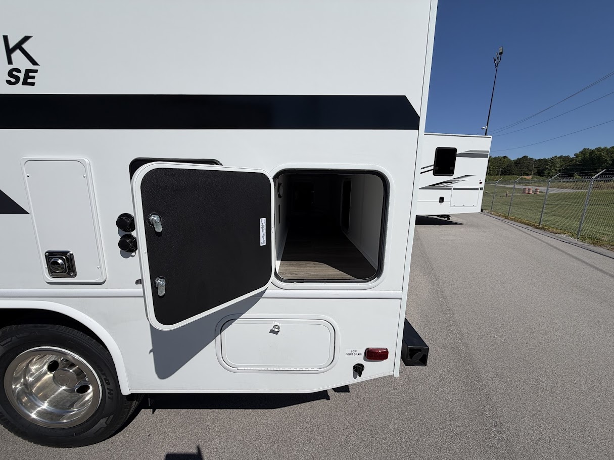 2027 JAYCO REDHAWK SE 20LF - Image 4