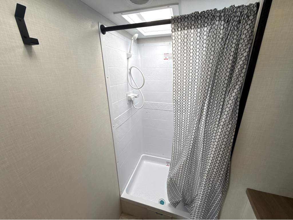 2026 VENTURE RV SIENNA 293VIK - Image 21