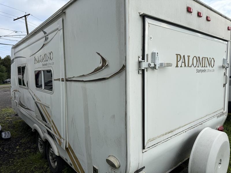 2011 Palamino Palomino - Image 4