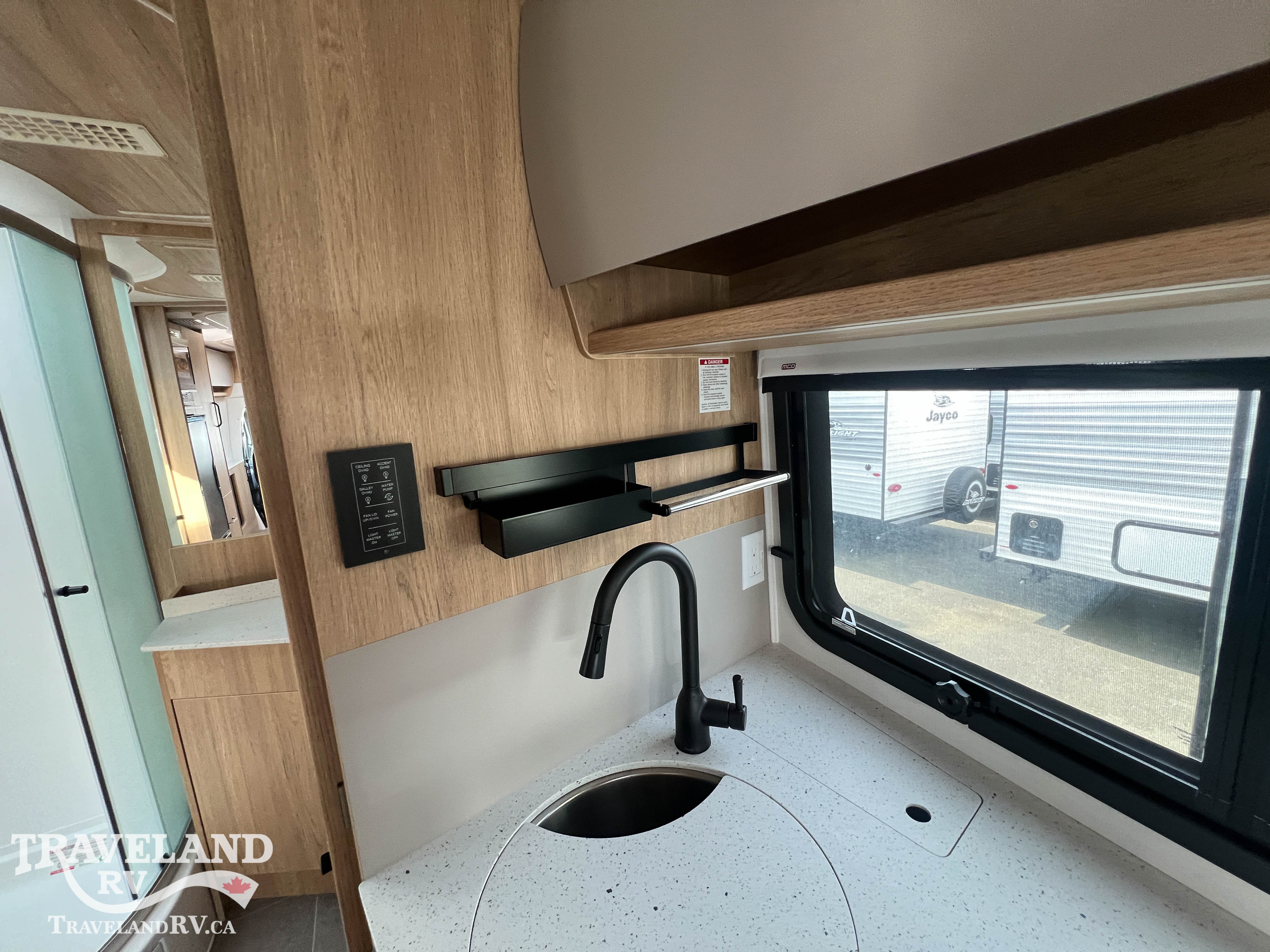 2026 Leisure Travel Unity U24MBL - Image 18
