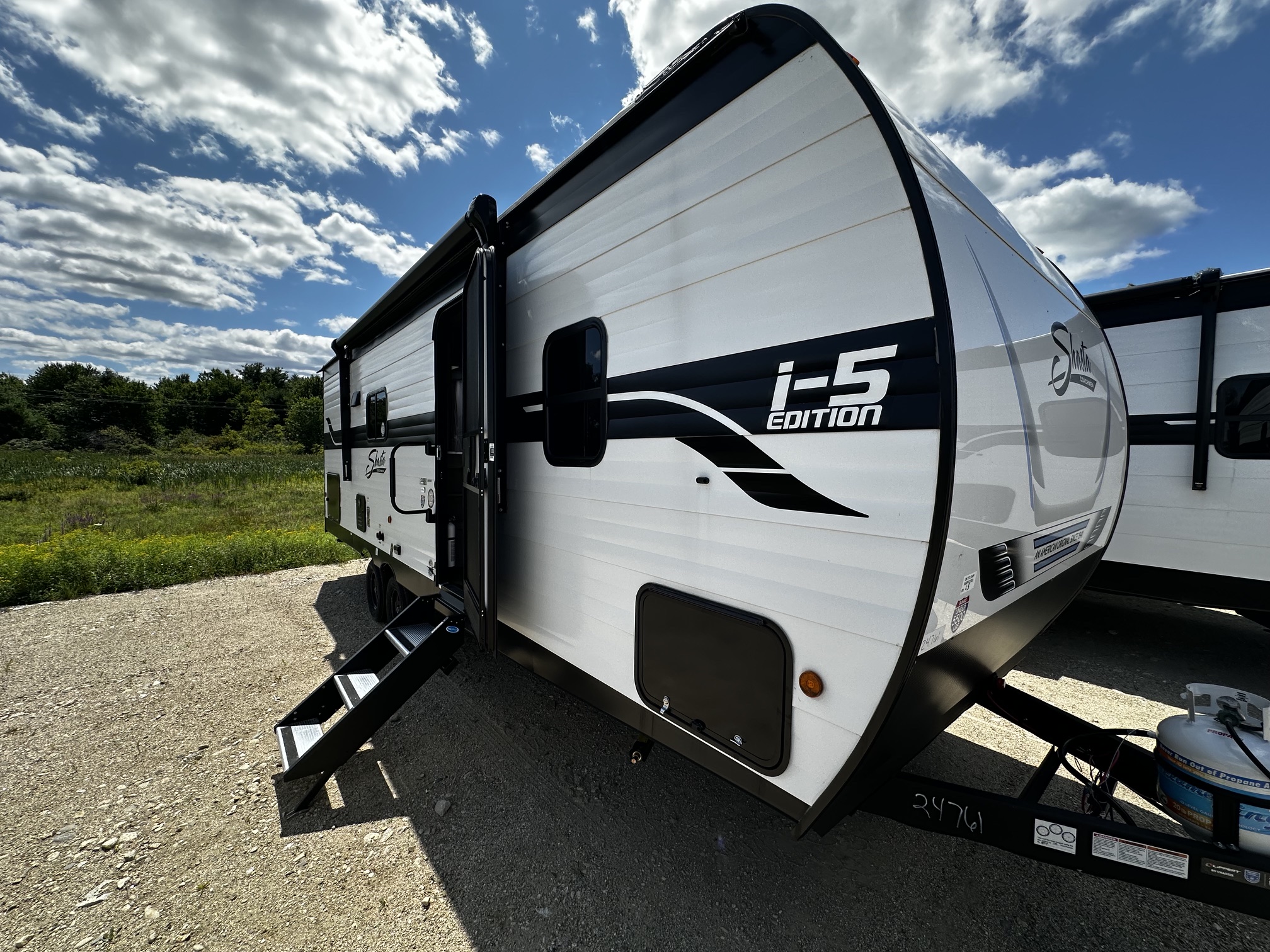 2026 Coachmen Shasta I-5 526RBS - Image 2