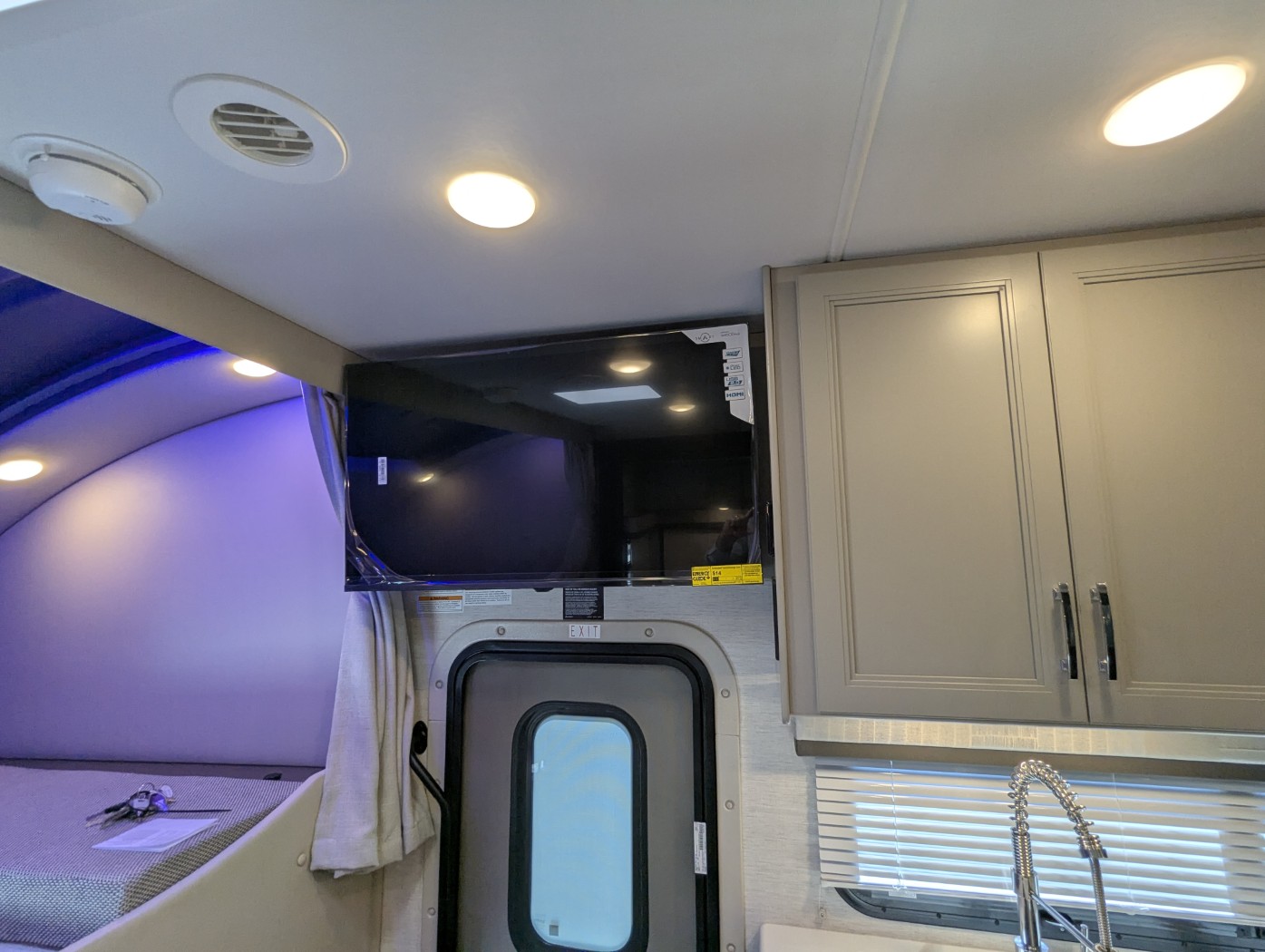 2026 Thor Motor Coach Omni Trail S29 - ATH EDITION - Image 25