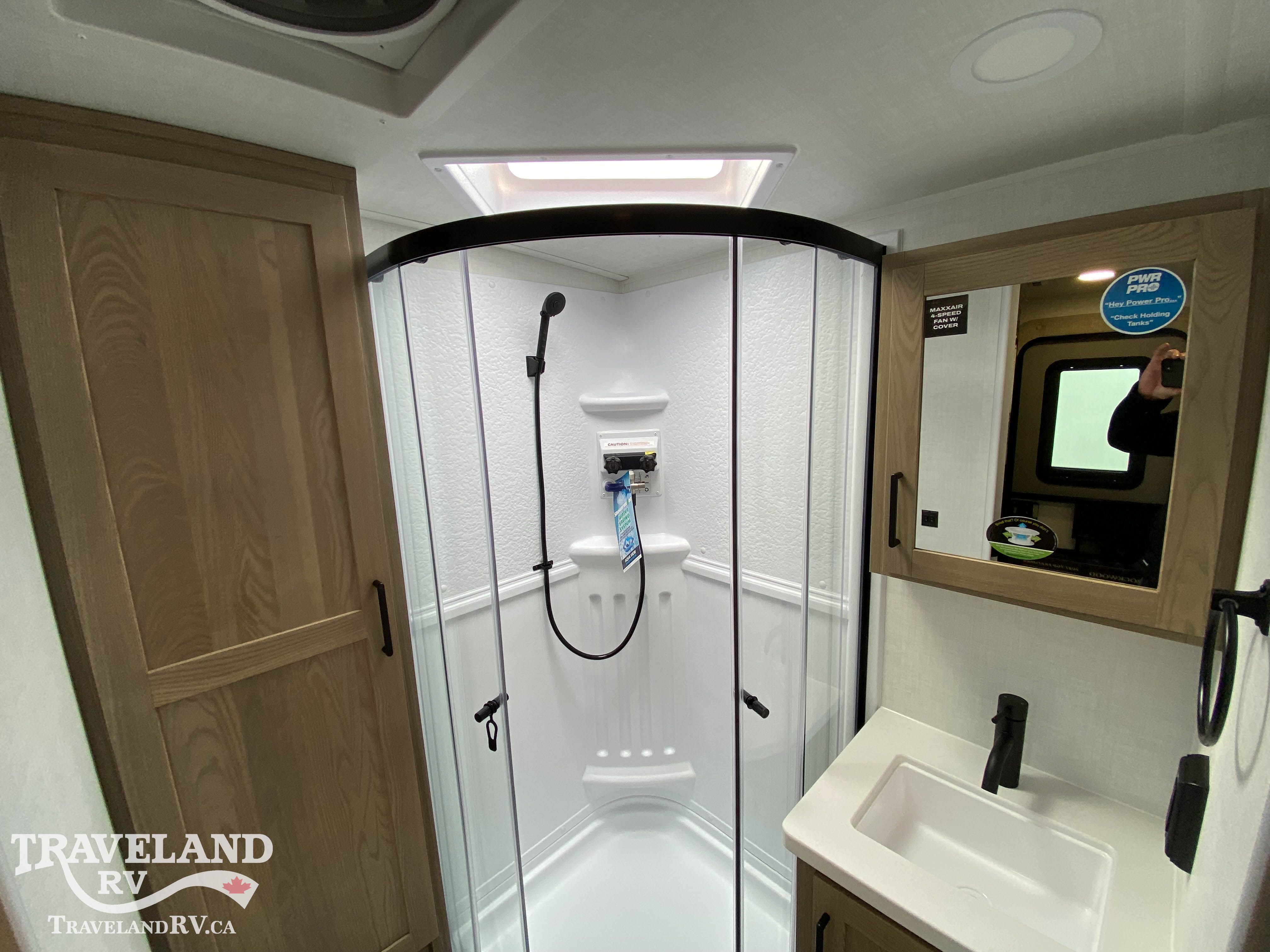 2027 Forest River Rockwood Mini Lite 2205S - Image 18