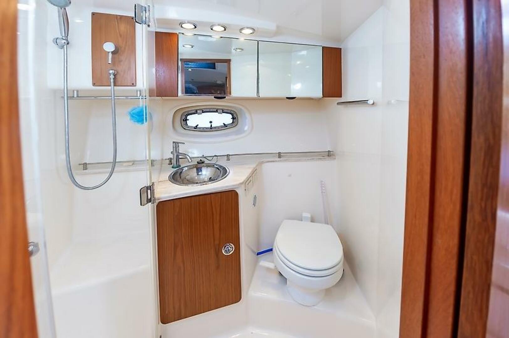2015 Tiara Yachts 39 Coronet - Image 31