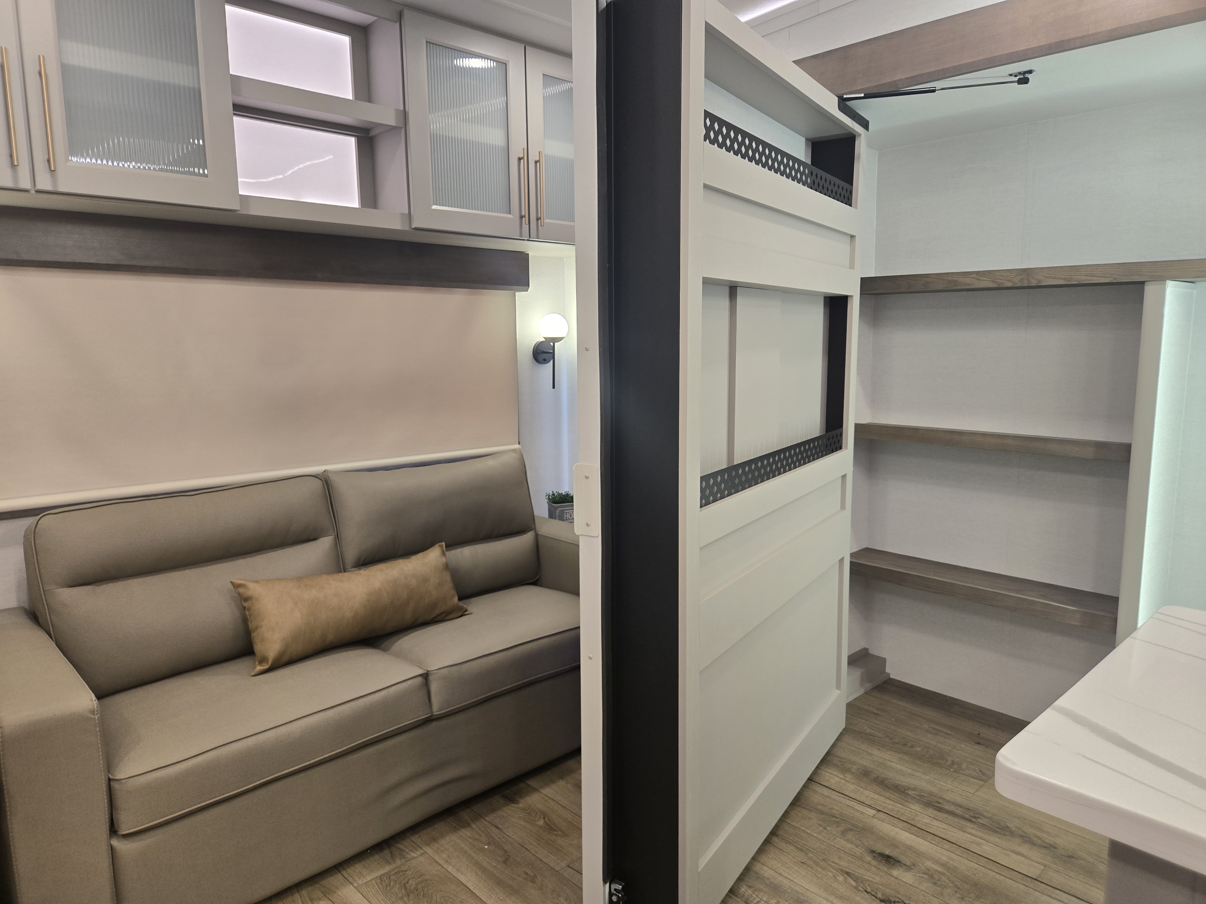 2026 Alliance RV Paradigm 310RL - Image 14
