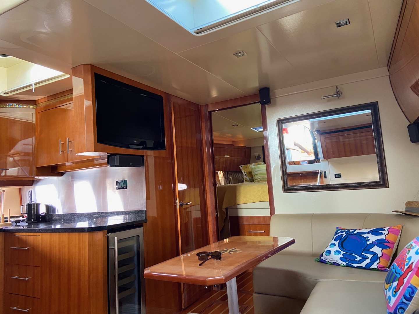 2009 Regal 5260 - Image 25