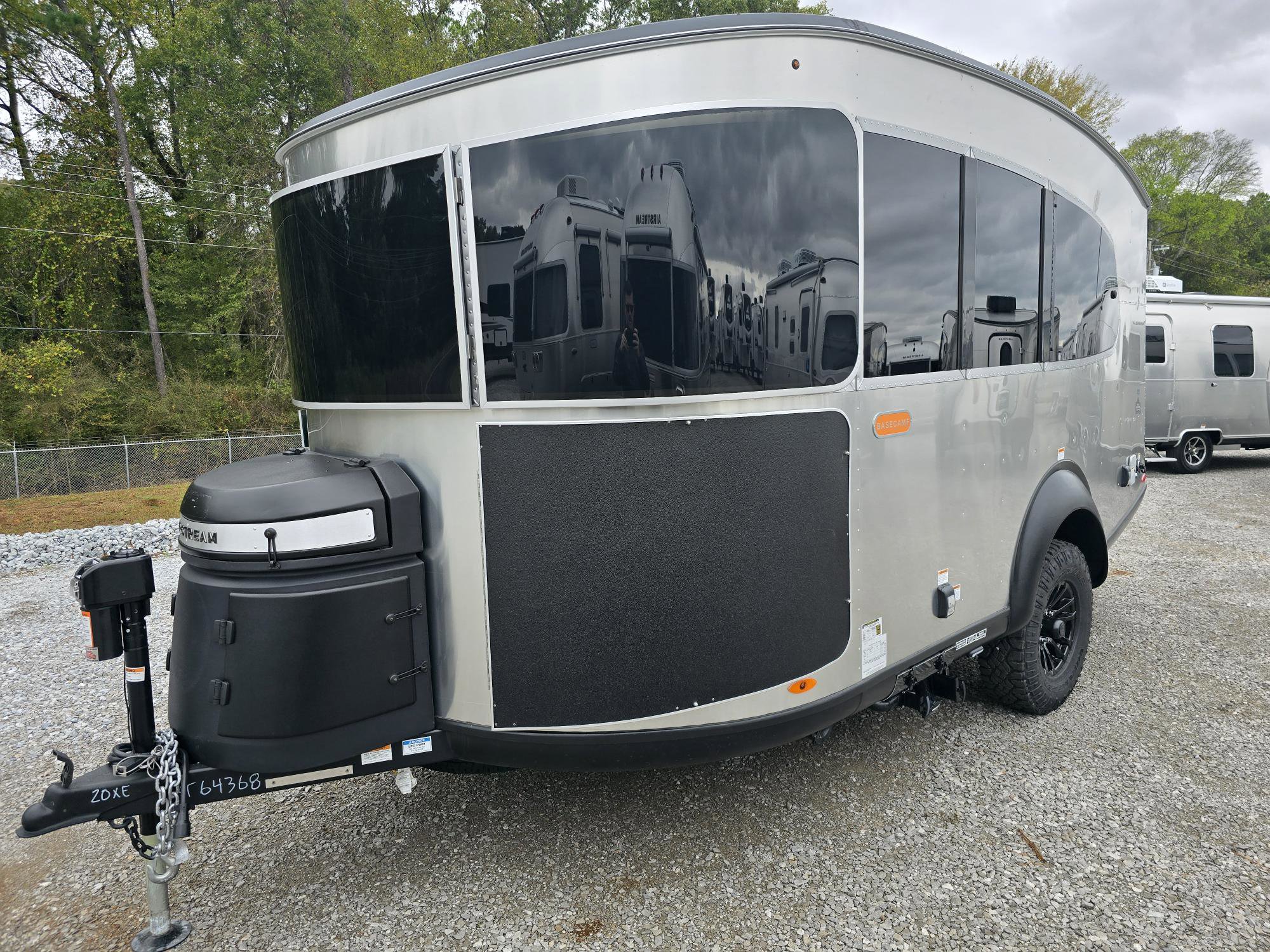 2026 AIRSTREAM Basecamp 20XE - Image 3