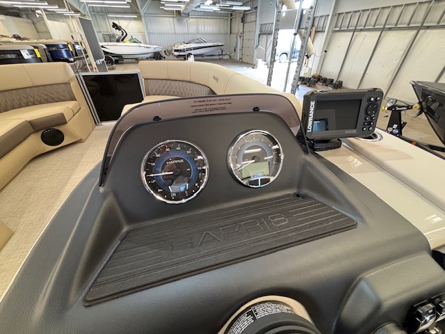2026 HARRIS CRUISER 230 CWDH - Image 24
