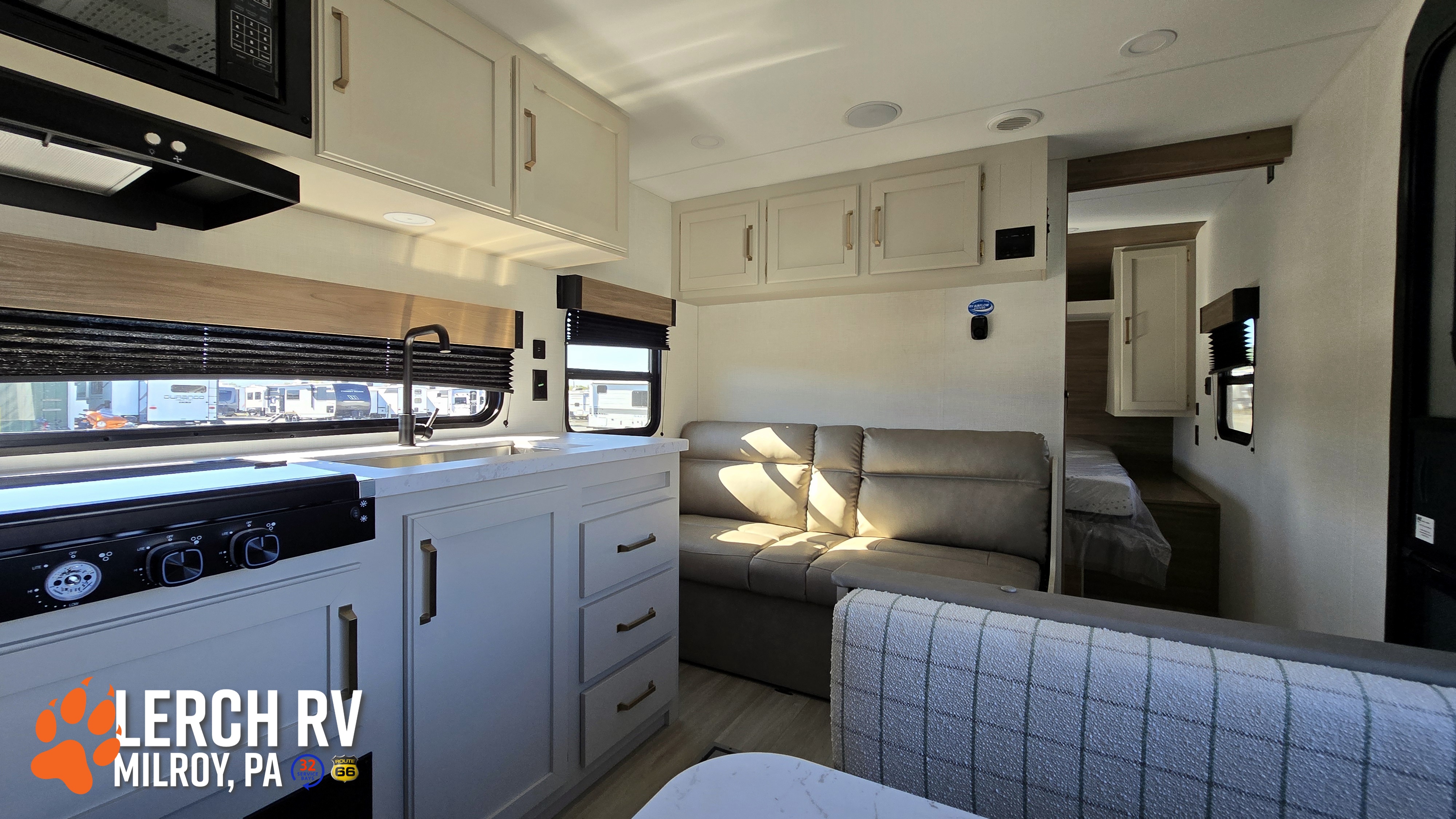 2027 KZ RV Sportsmen Select 260BHSL - Image 13