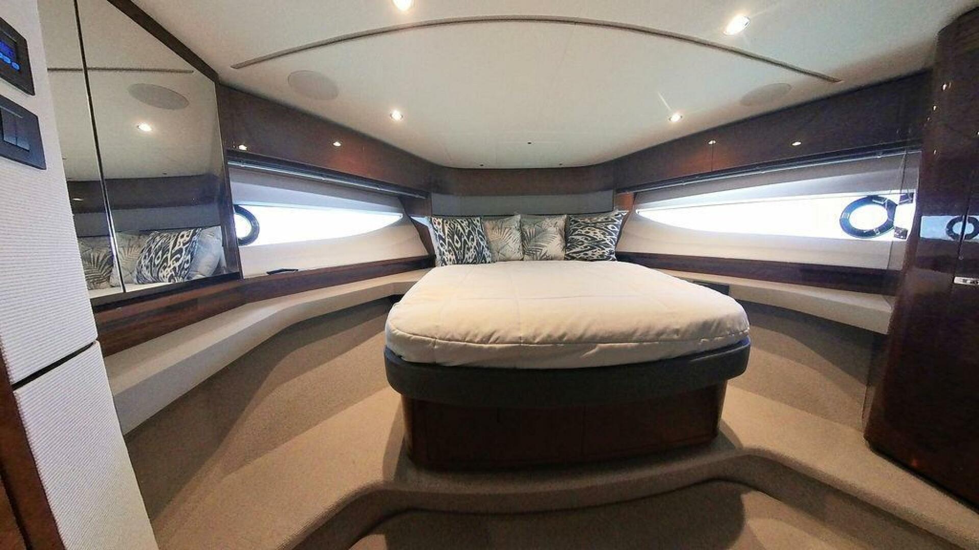 2021 Princess S62 - Image 37