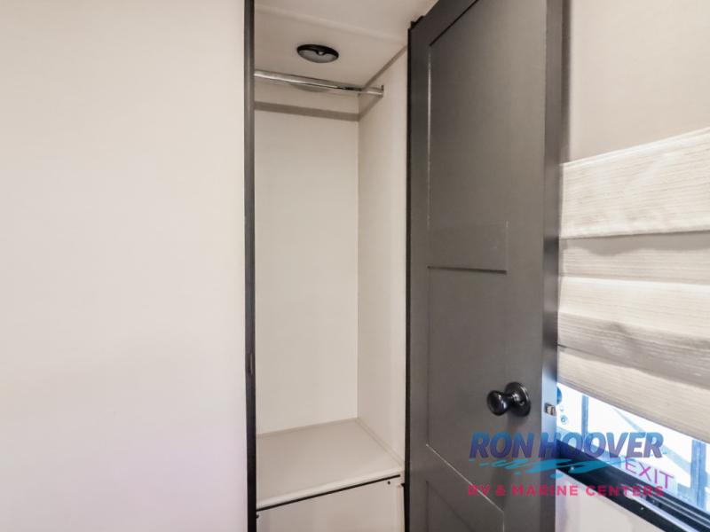 2024 FOREST RIVER 31HB - Image 21
