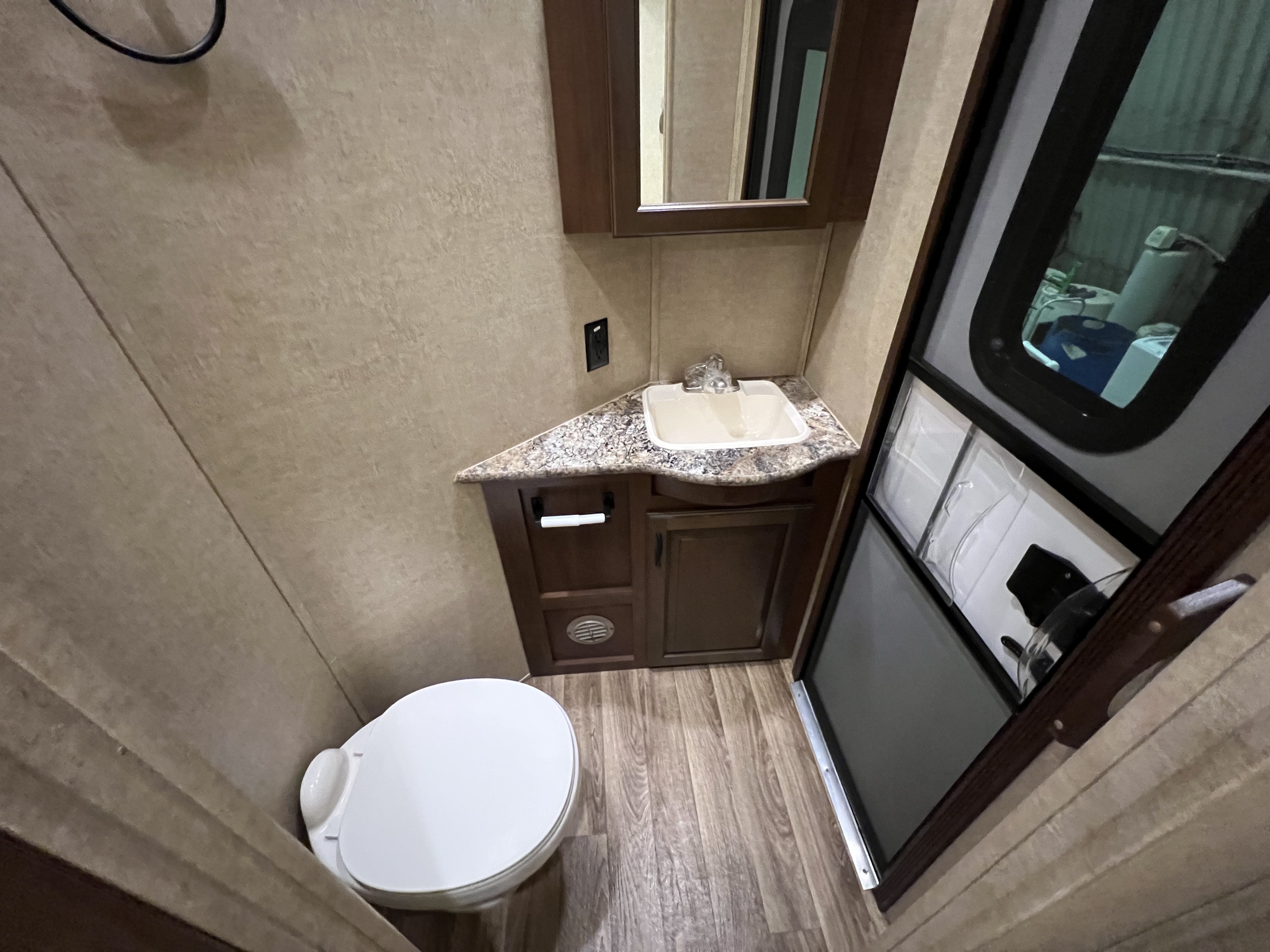 2015 Jayco Eagle Premier 375BHFS - Image 25