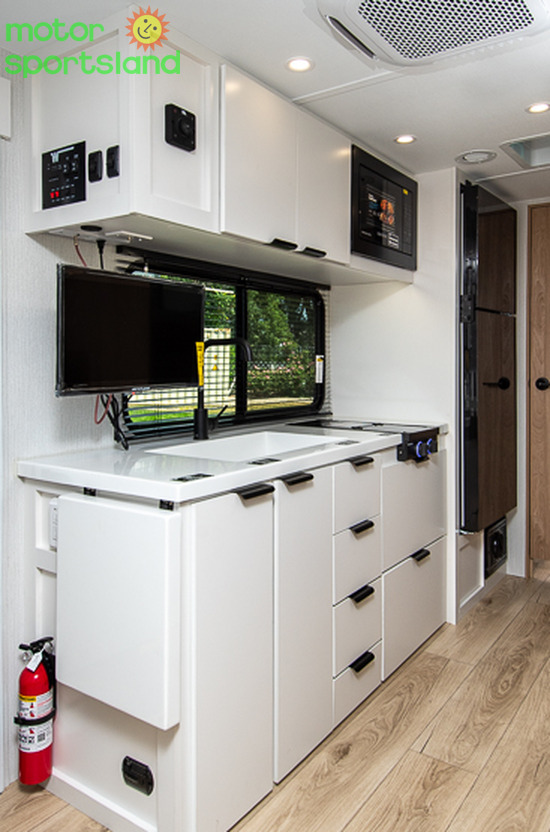 2027 Winnebago Micro Minnie 2200Fbh - Image 18