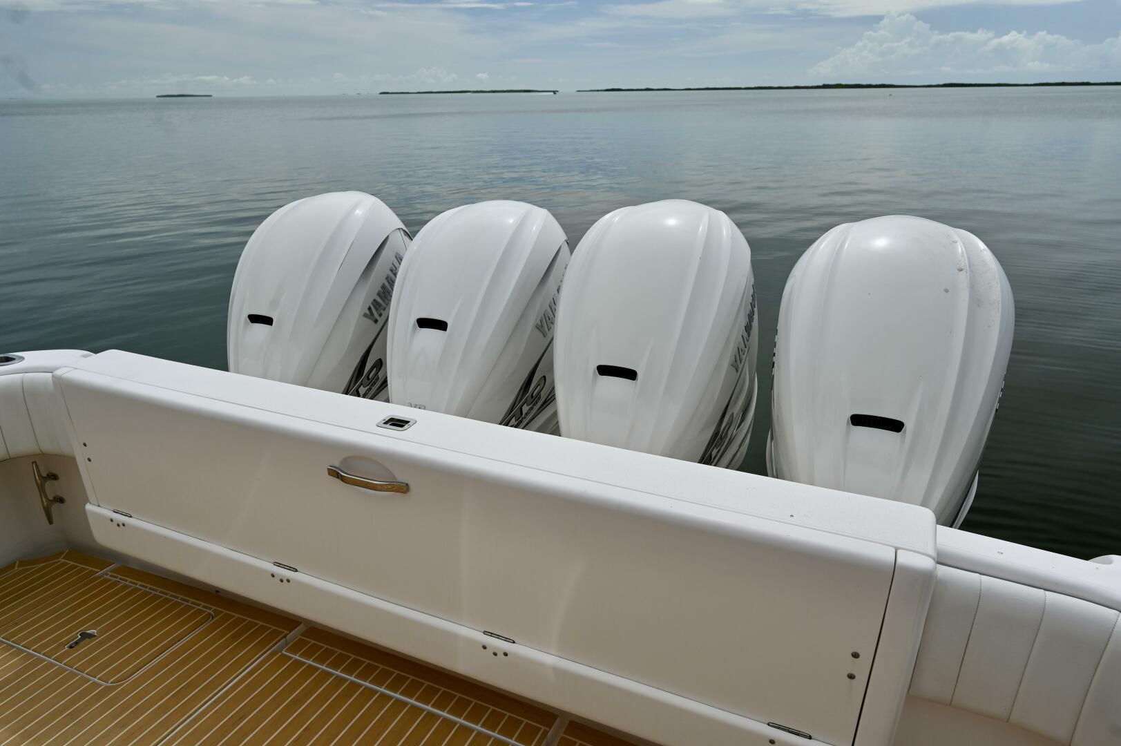 2019 Intrepid 475 Sport Yacht - Image 5