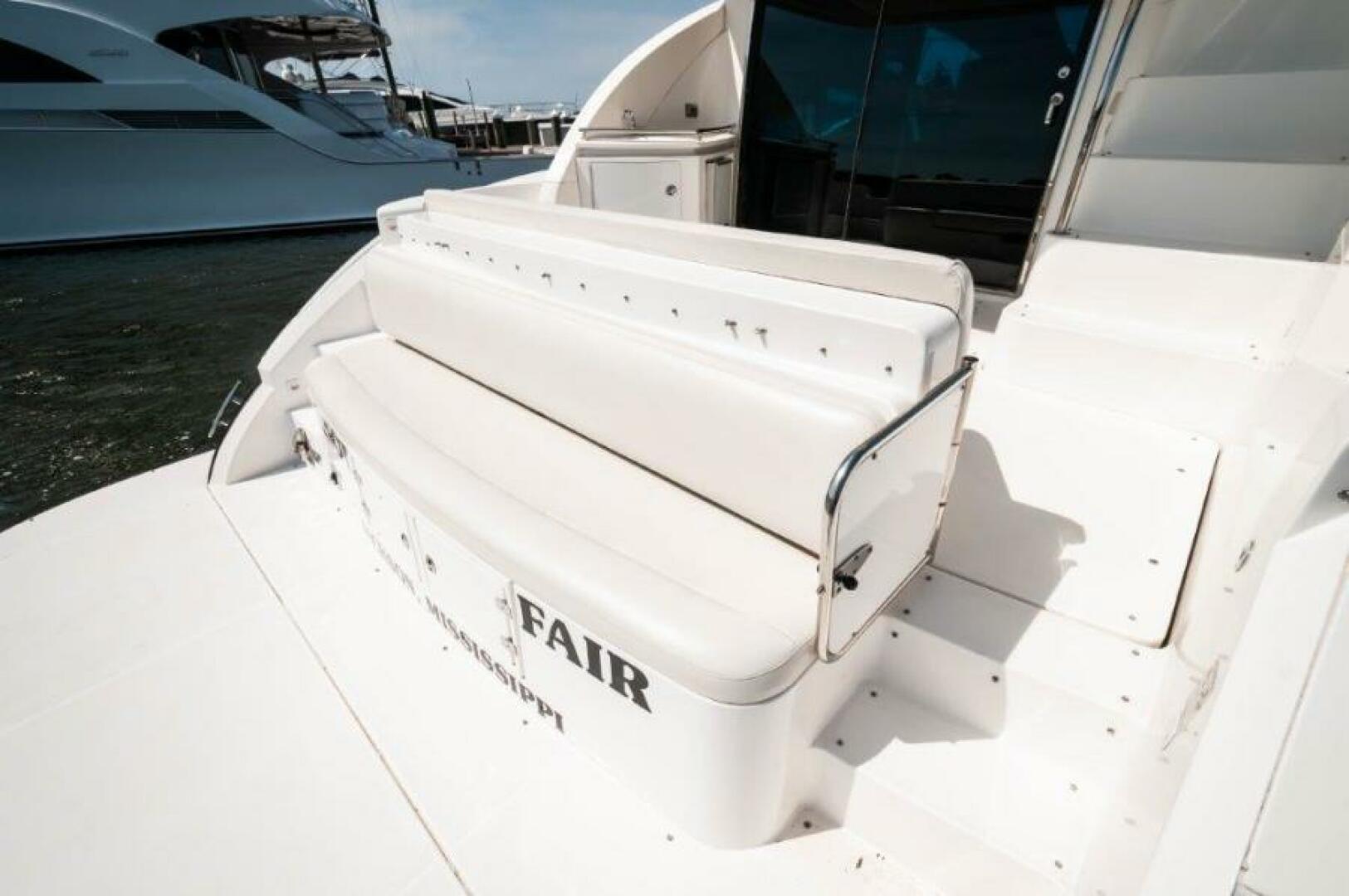 2006 Cruisers Yachts 477 Sport Sedan - Image 36