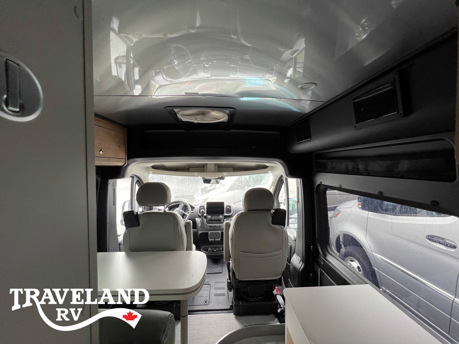 2025 Airstream Rangeline Base - Image 8