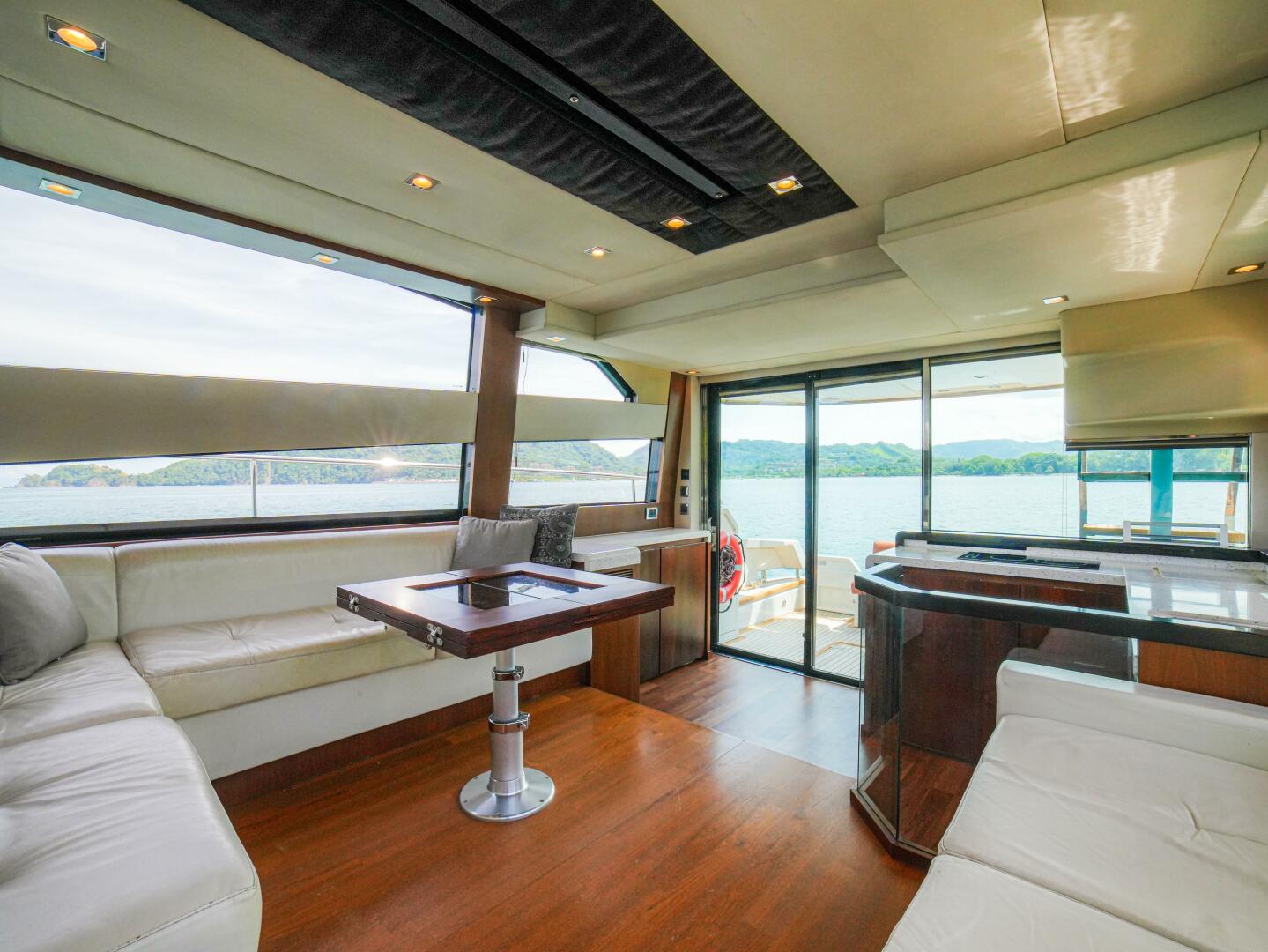 2014 Fairline 50 - Image 21