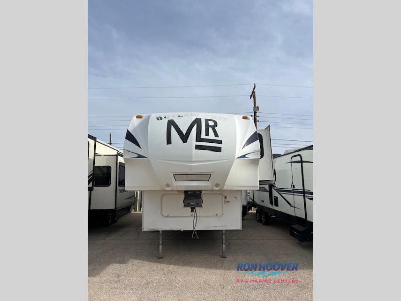 2011 KEYSTONE OUTBACK SYDNEY 328FRK - Image 1