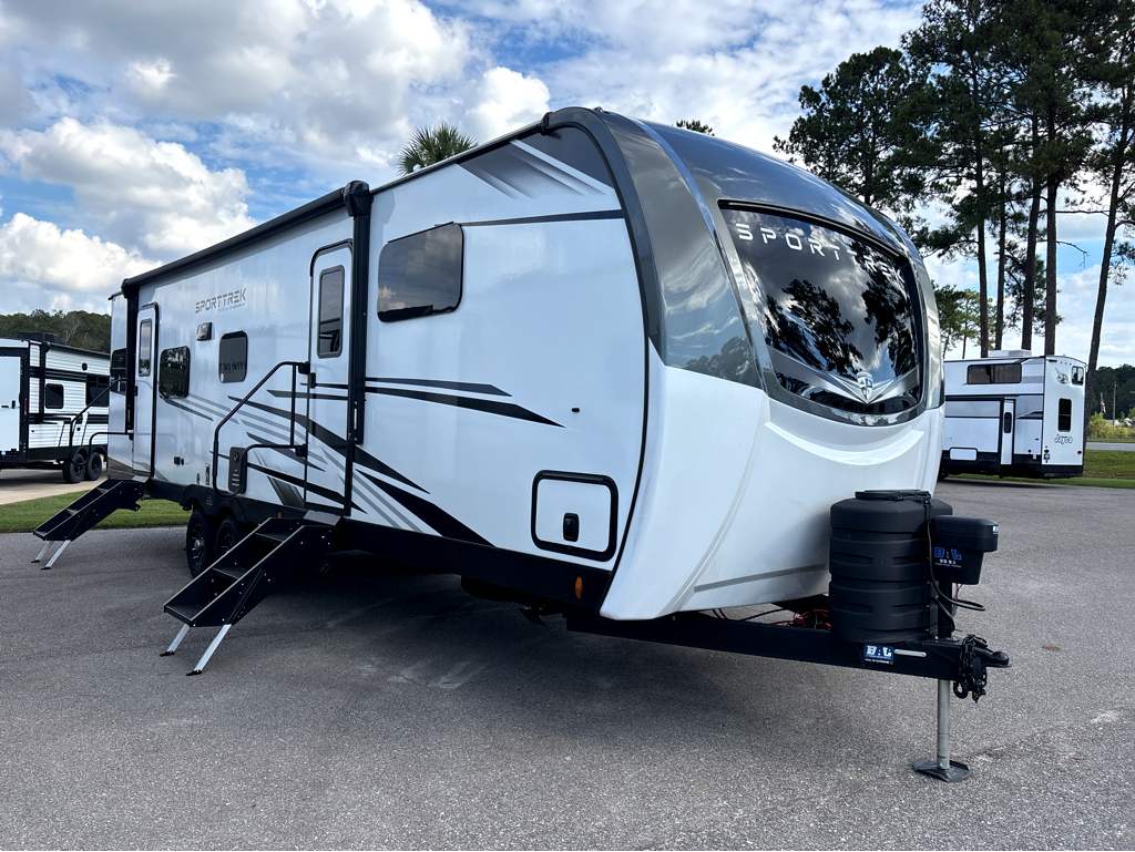 2026 VENTURE RV SPORTTREK 302VRD - Image 1