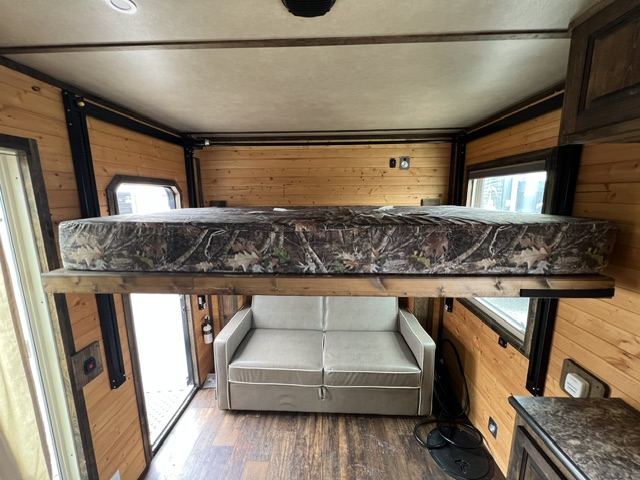 2022 ICE CASTLE RV SPIRIT 8X22 - Image 11