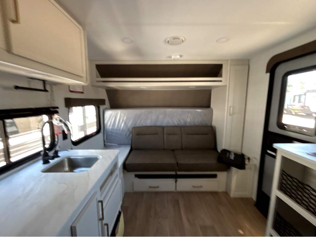 2026 GRAND DESIGN TRANSCEND 131DL - Image 16