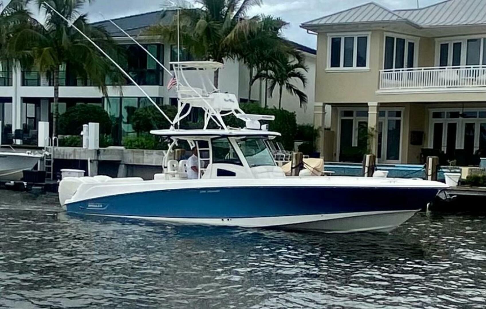 2013 Boston Whaler 370 Outrage - Image 2