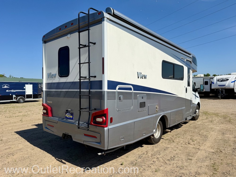 2020 Winnebago View 24D - Image 6