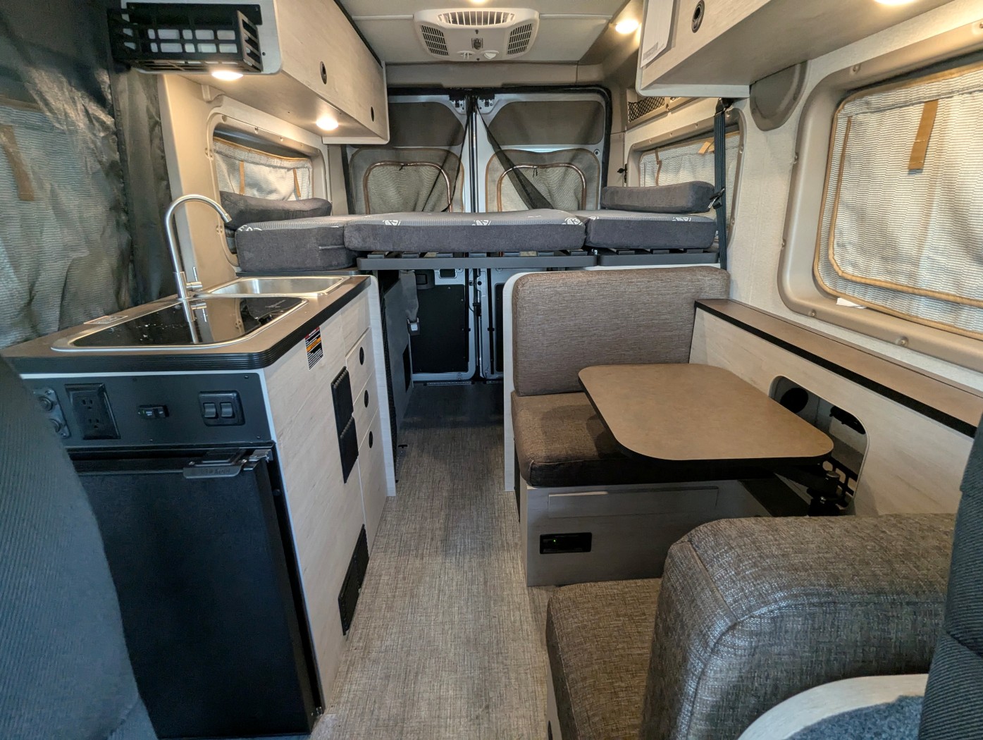 2027 Winnebago Solis Pocket 36A - Image 11