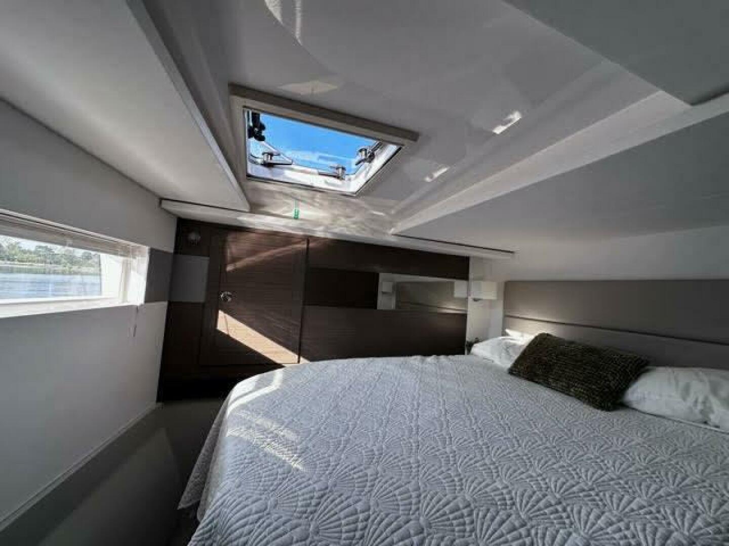 2023 Leopard 46 PC - Image 12