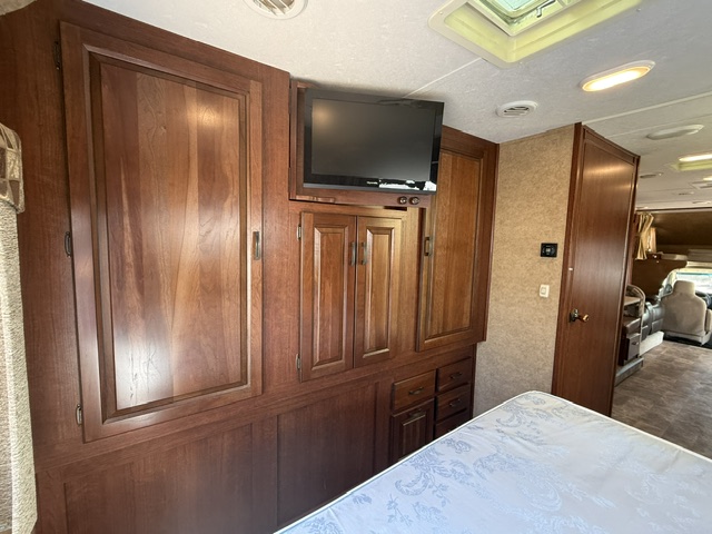 2015 Forest River Sunseeker 3010DS - Image 15