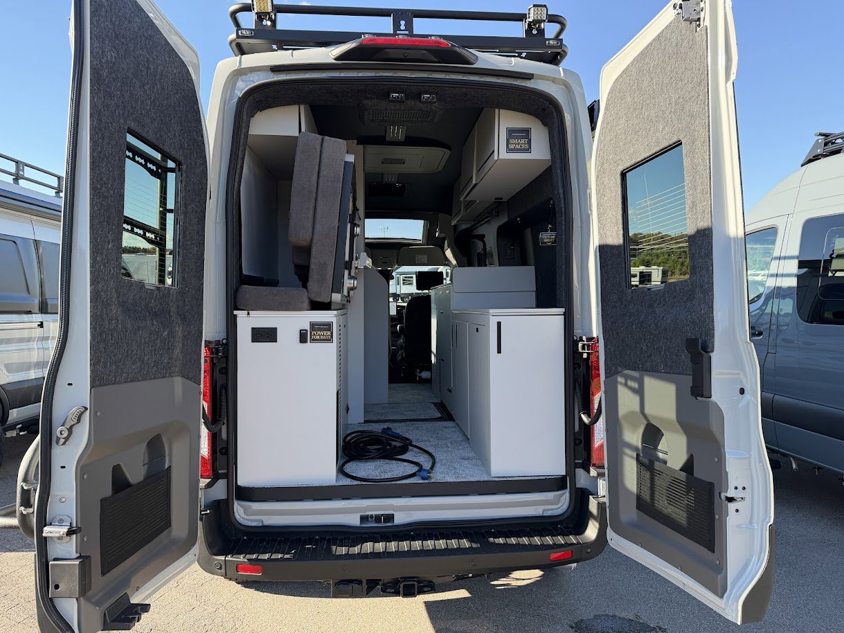 2026 GRAND DESIGN LINEAGE SERIESVT LVT1 - Image 4