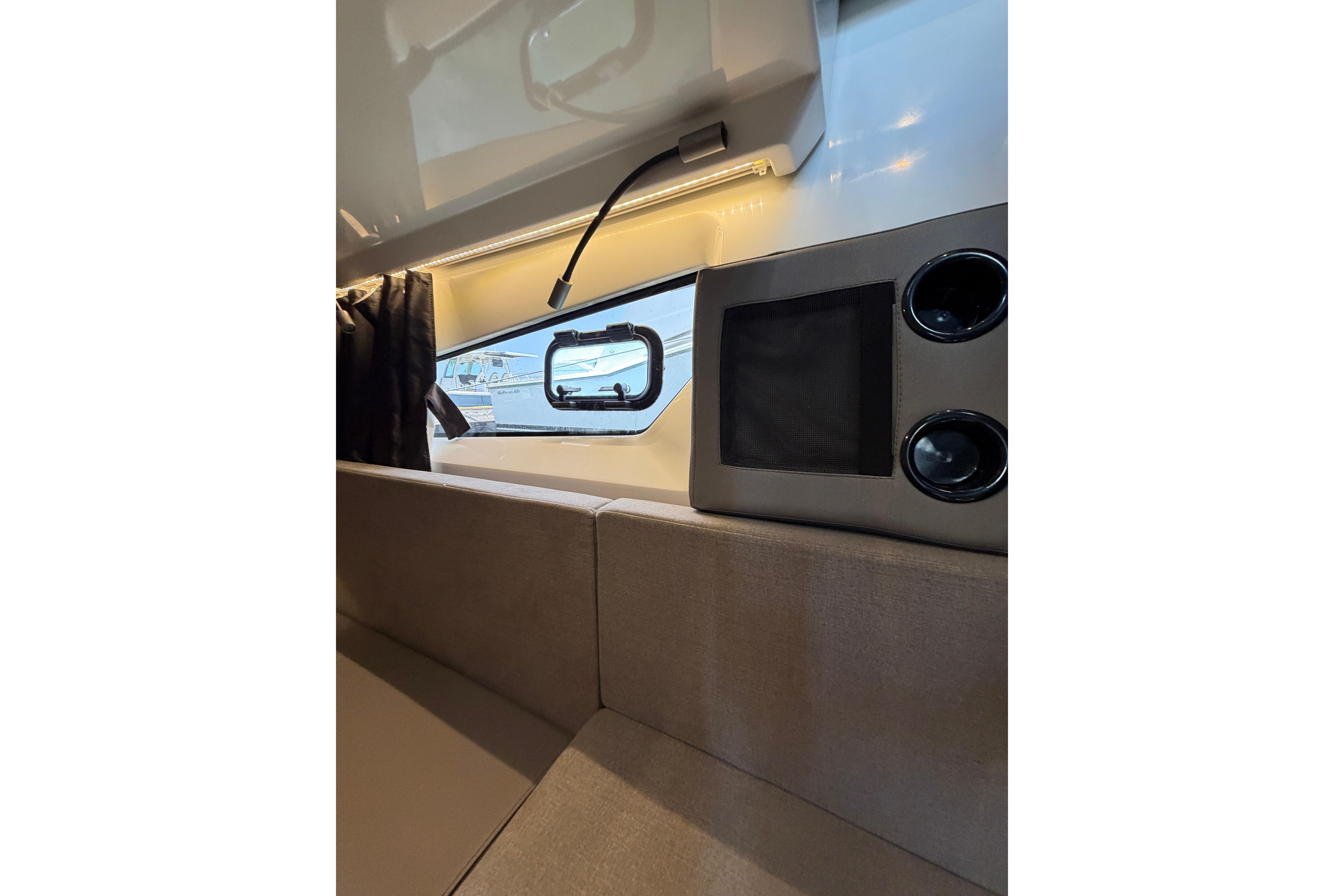 2023 Beneteau Antares 11 OB - Image 76