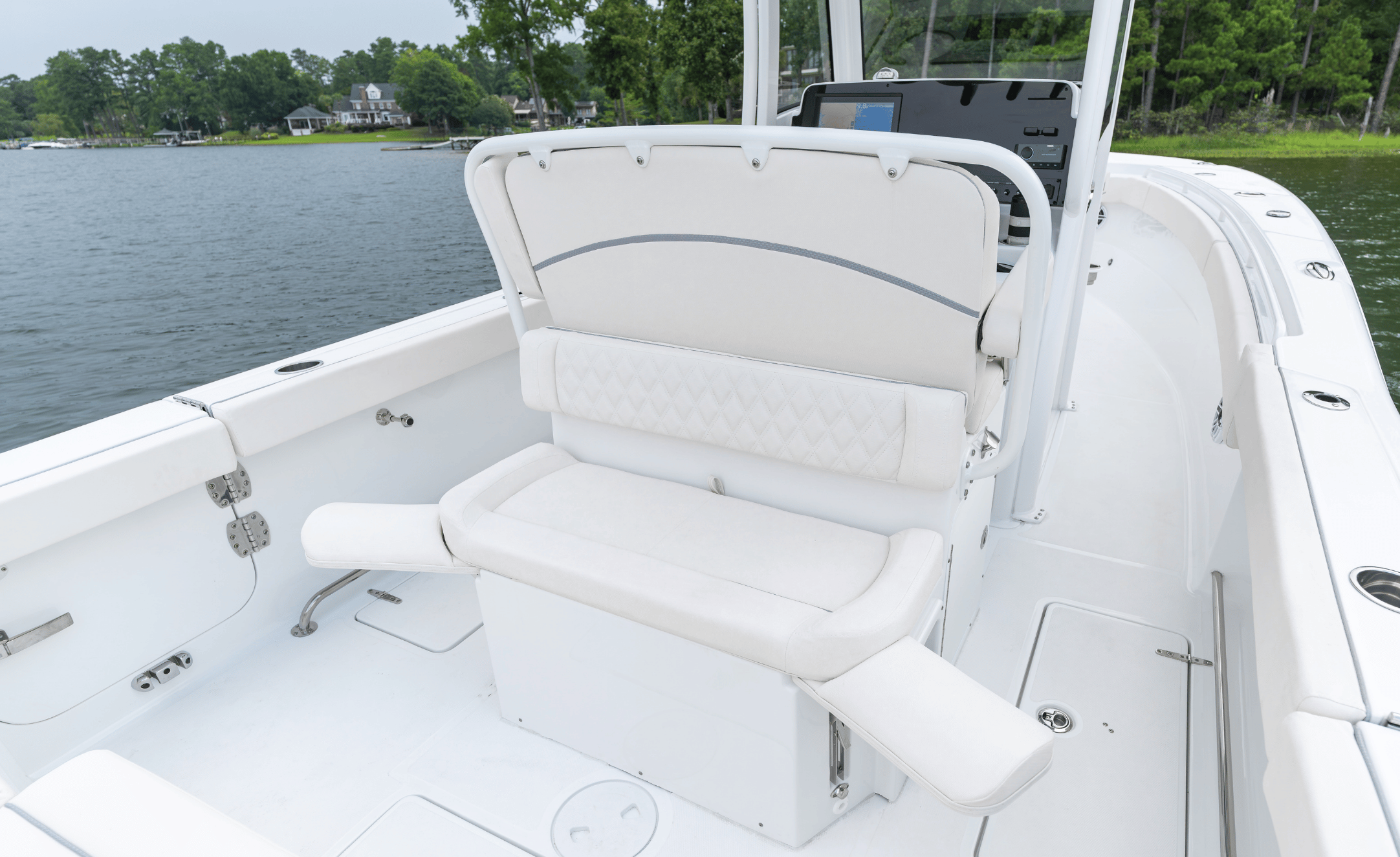 2027 SEA HUNT ULTRA 265SL - Image 25