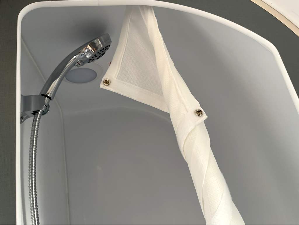 2026 AIRSTREAM WORLD TRAVELERUSA 22RB - Image 14