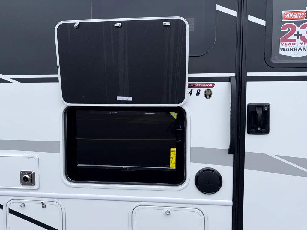 2027 ENTEGRA COACH ODYSSEY 24B - Image 5