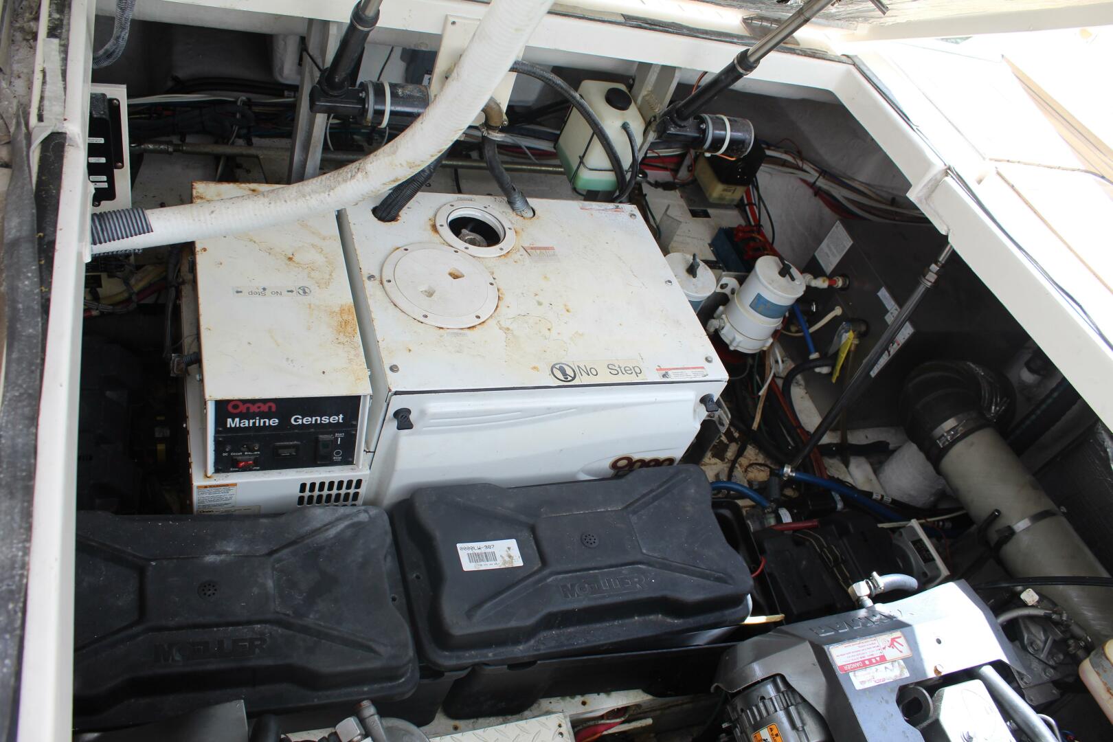 2007 Cruisers Yachts 420 Express - Image 39