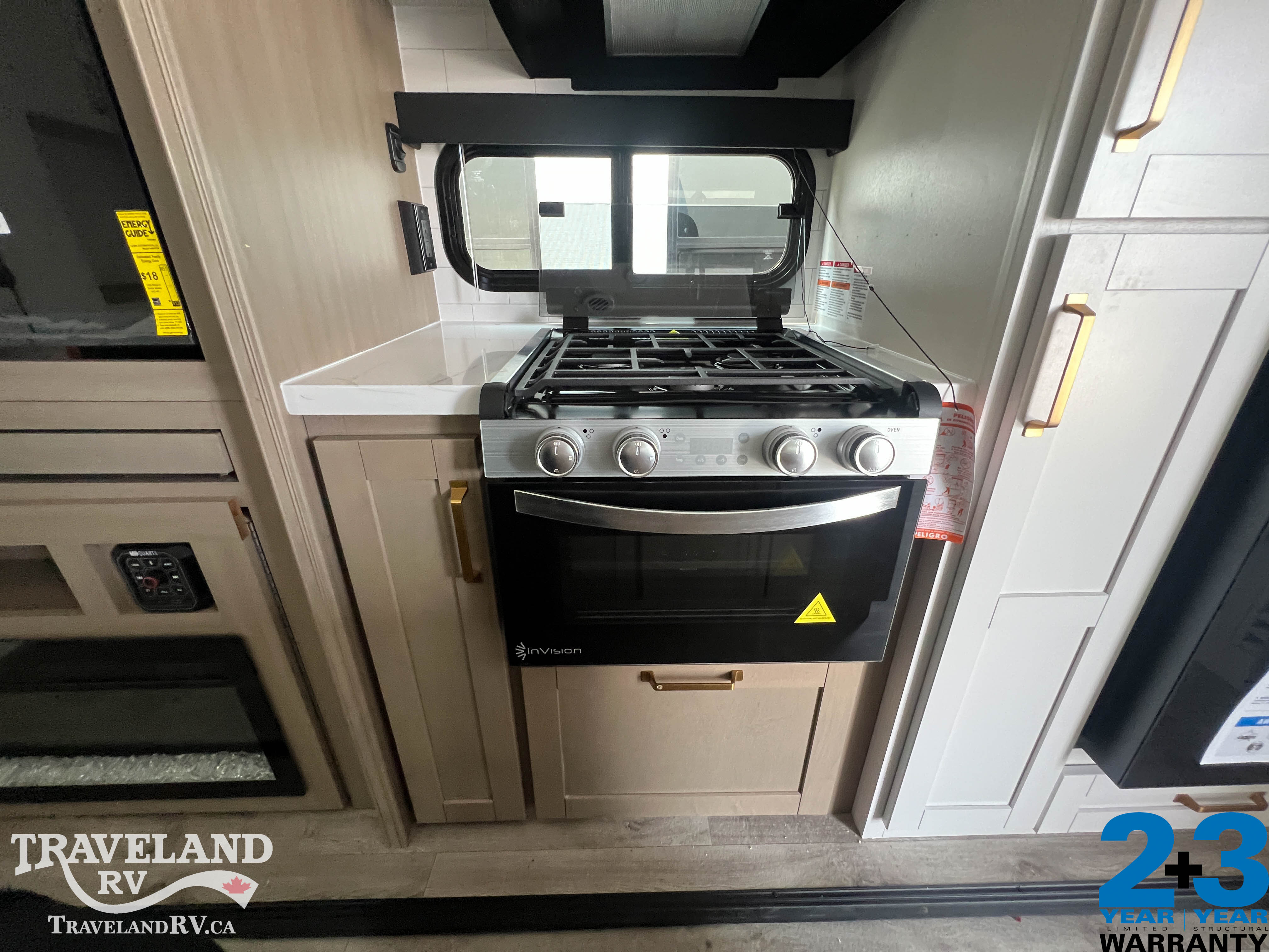 2027 Jayco Eagle 312BHOK - Image 19