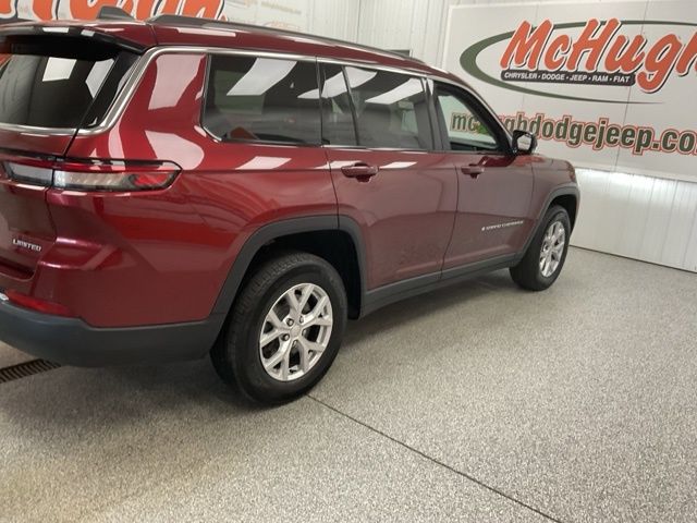 2023 Jeep Grand-Cherokee-L Laredo Altitude 4x4 - Image 4