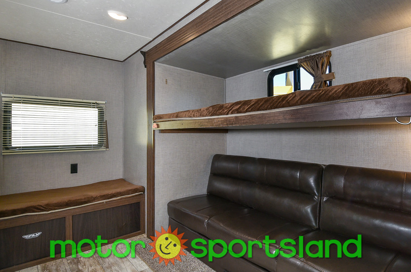 2018 CrossRoads Zinger ZR328SB - Image 21
