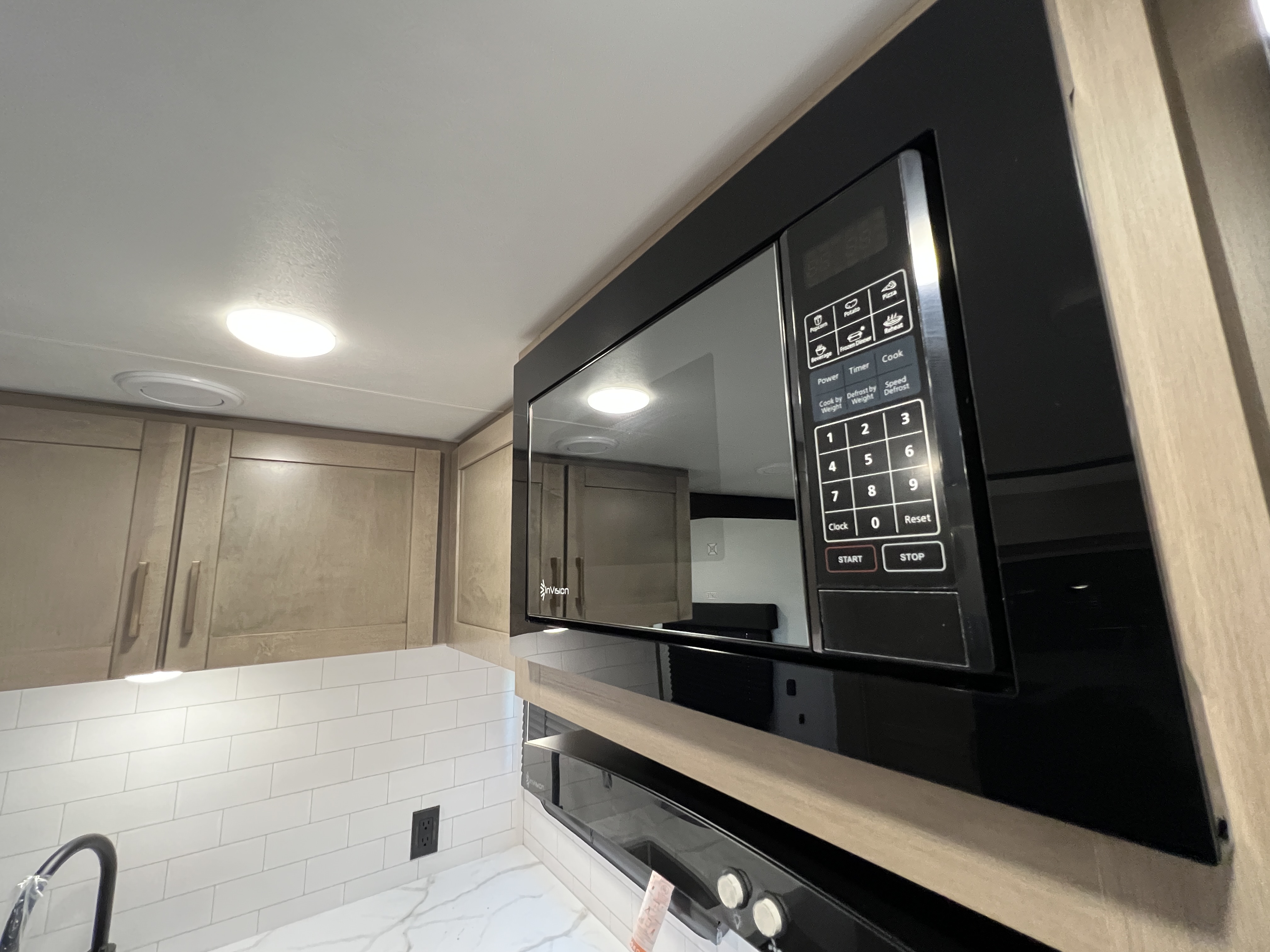 2027 Highland Ridge RANGE LITE 240DBH - Image 29