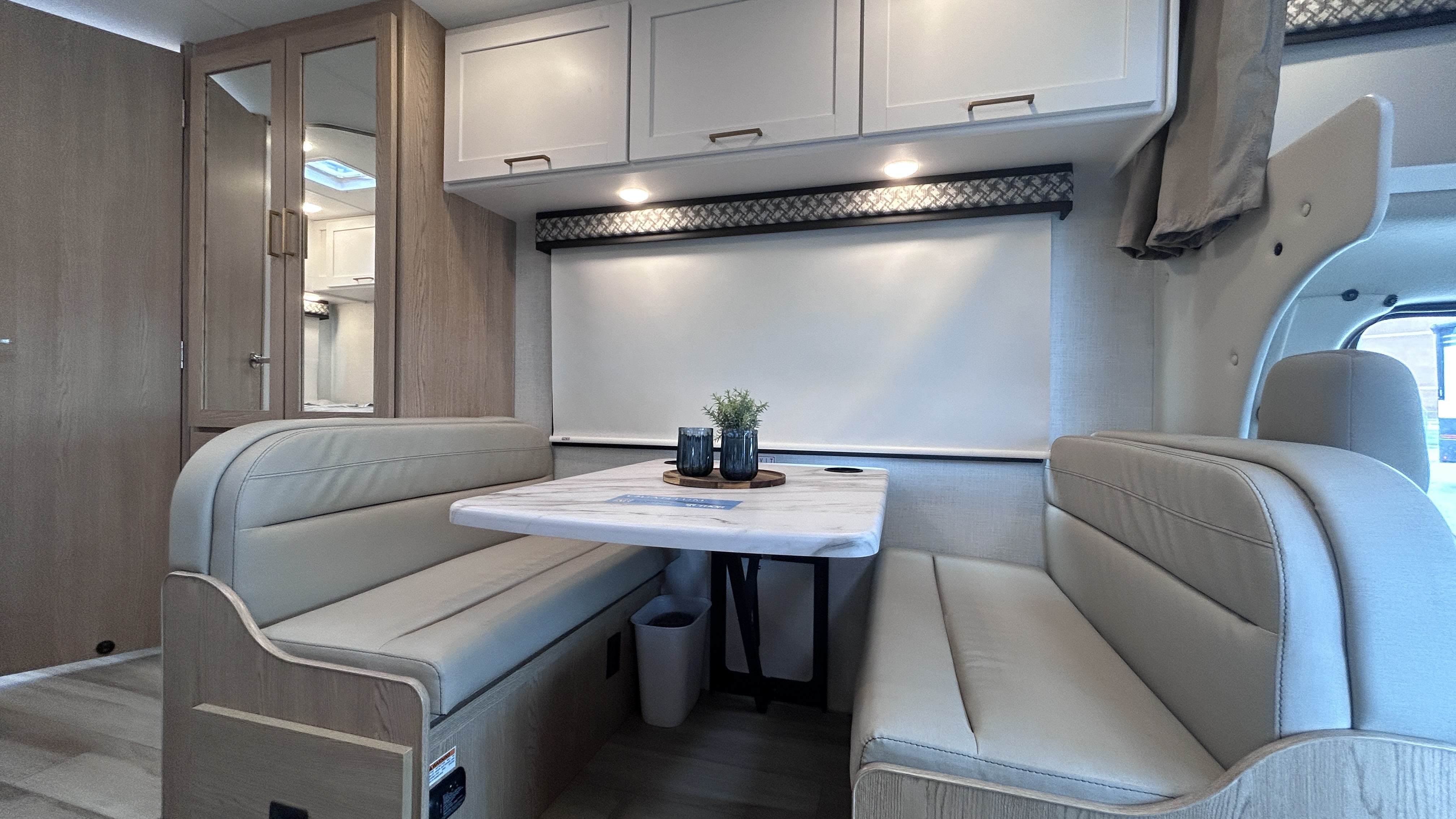 2026 Thor Motor Coach Quantum LC21 - Image 12