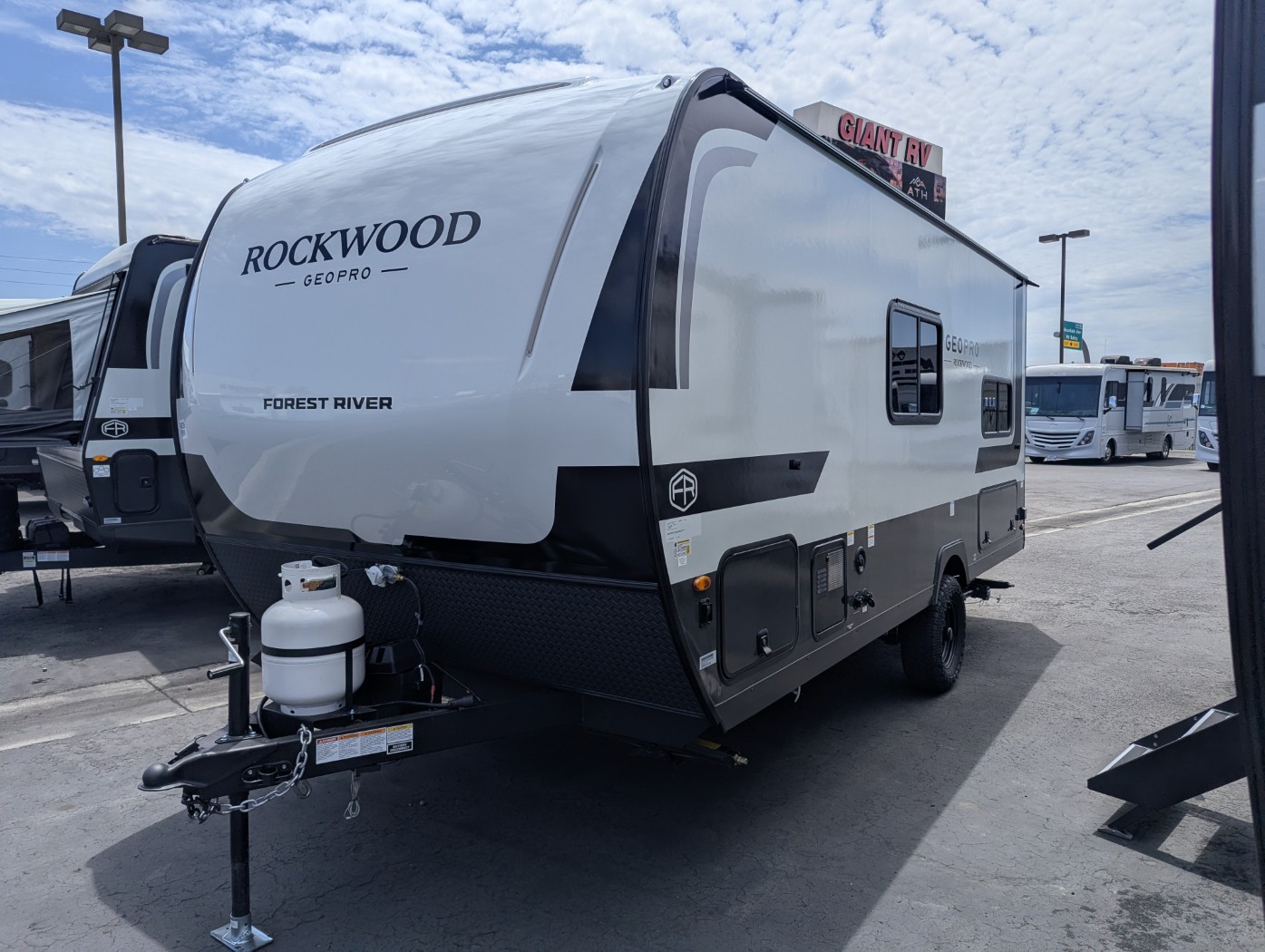 2027 Forest River Rockwood Geo Pro G17BLE - Image 3
