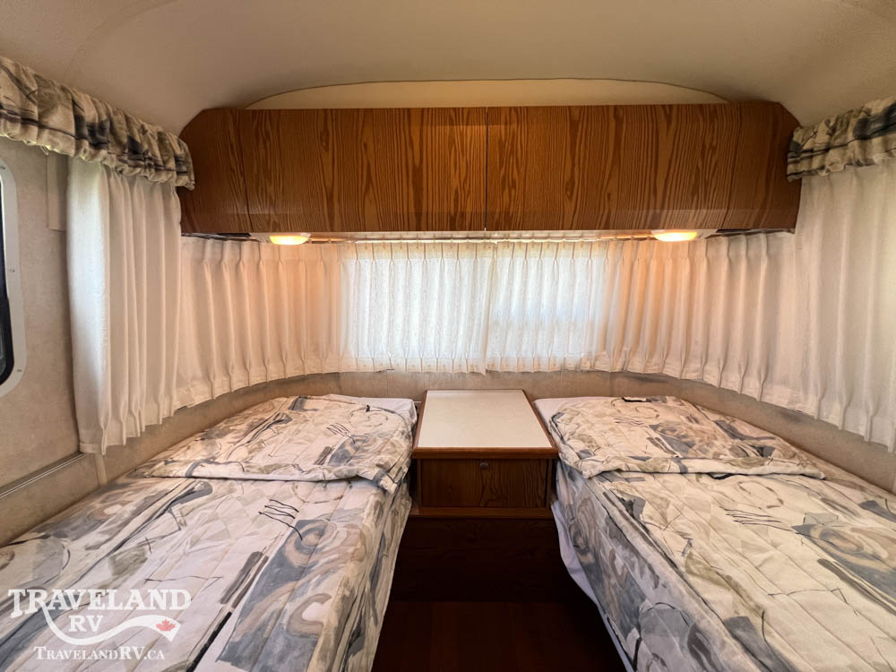 2001 AIRSTREAM SAFARI 25RBT - Image 24