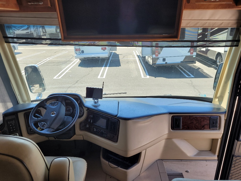 2012 Monaco RV Knight 40PDQ - Image 6