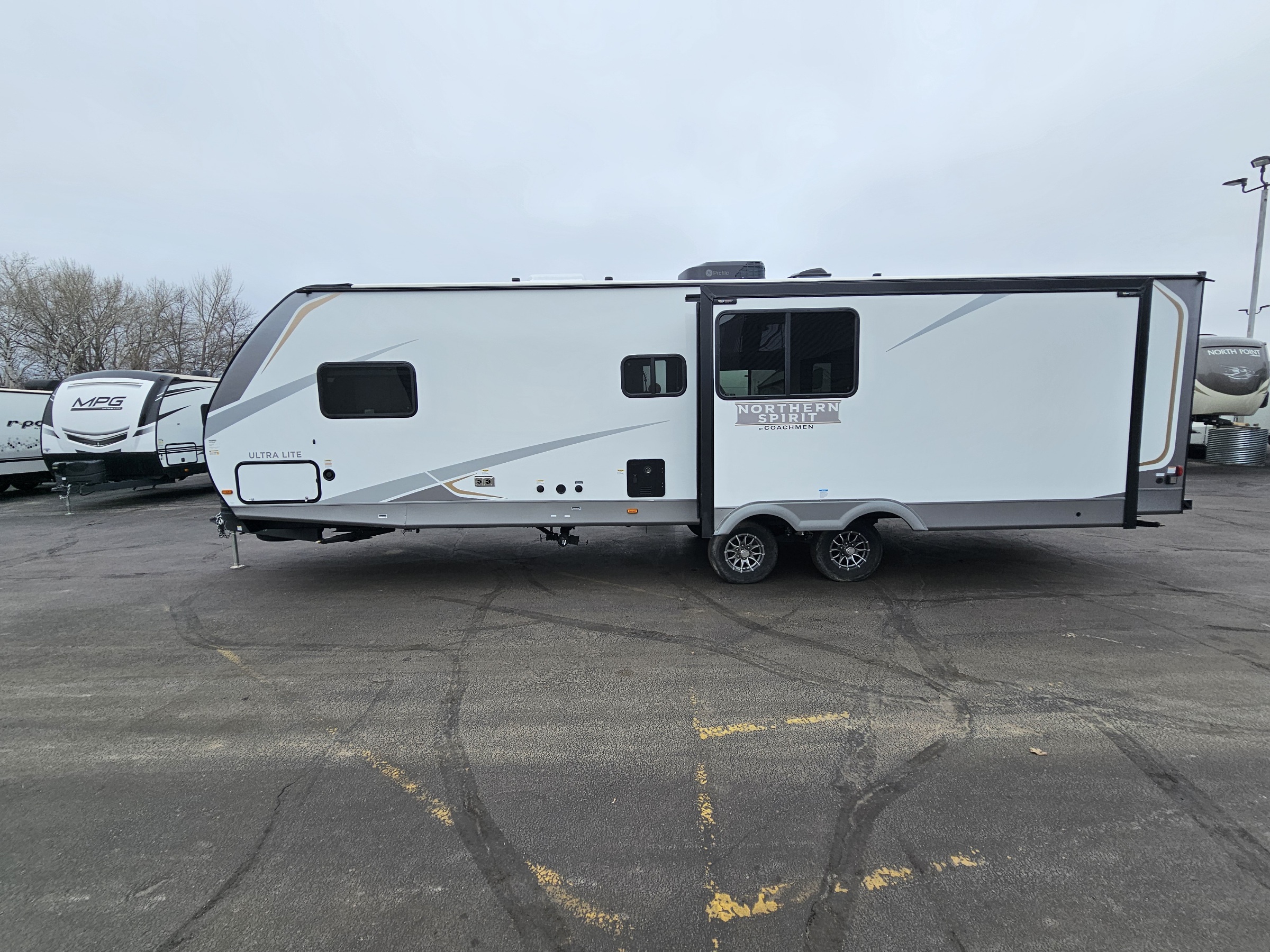 2026 Coachmen Northern Spirit 2975RL - Image 5