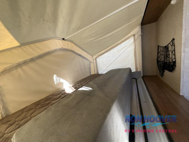 2018 FOREST RIVER ROCKWOOD ROO 21DK - Image 15