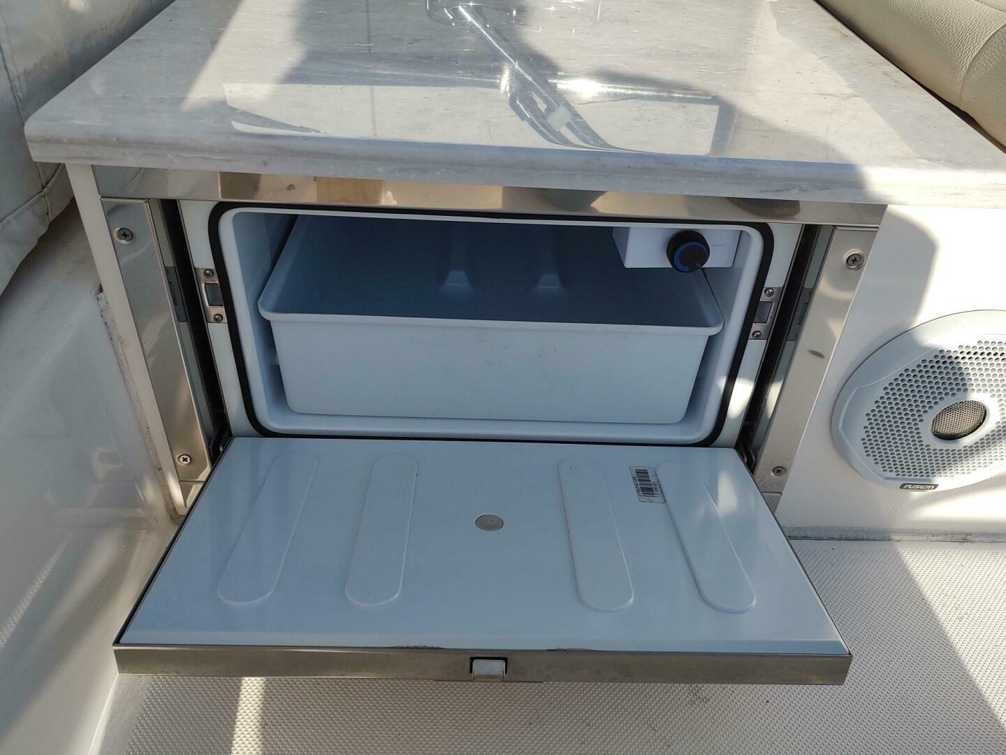2021 Regal 42 FLY - Image 29