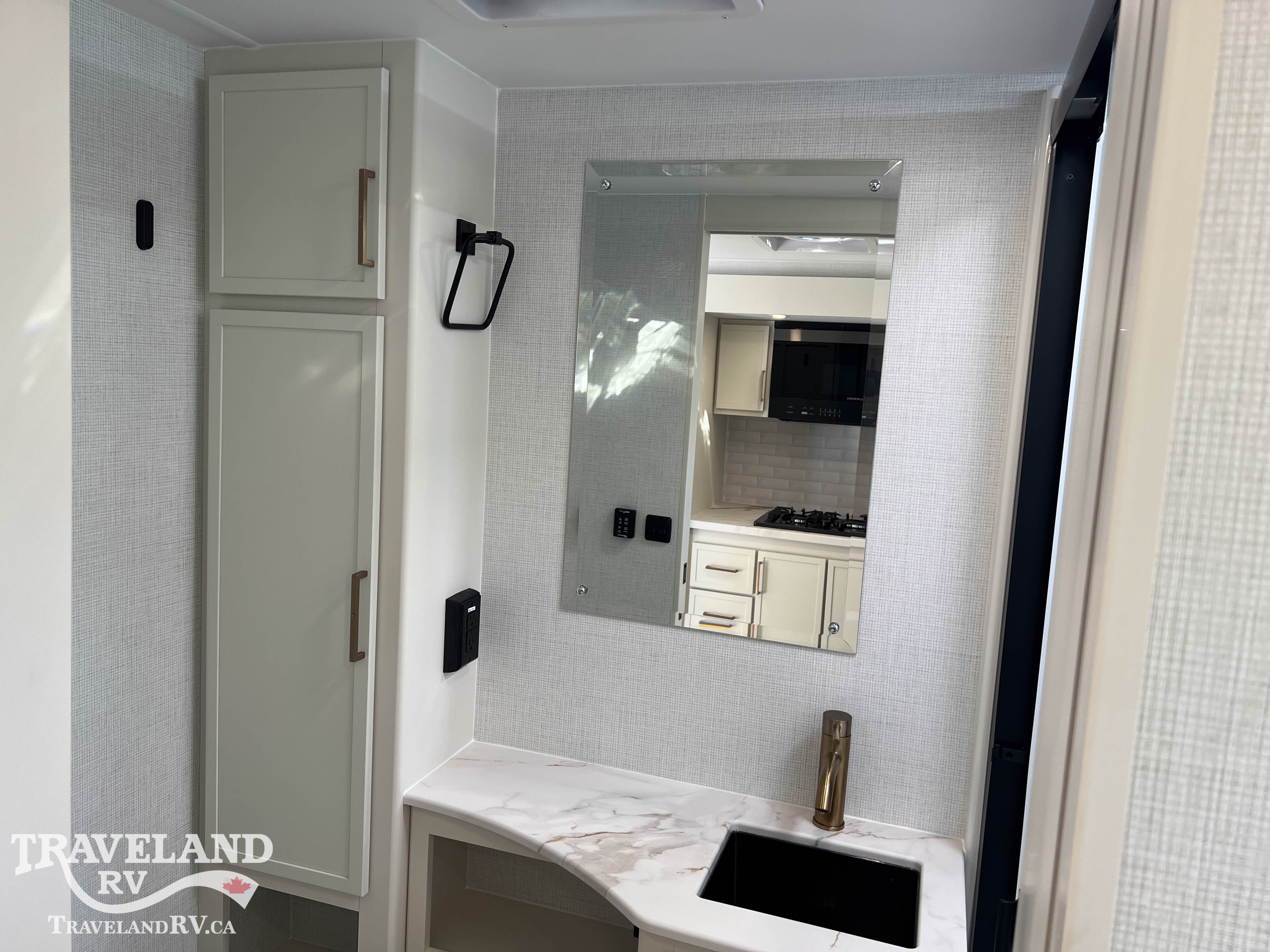 2026 Brinkley RV Model Ix 23x - Image 27