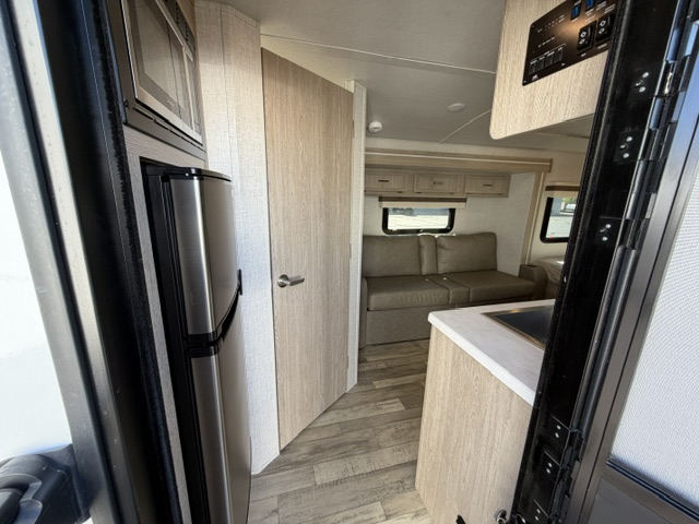 2022 Forest River Rockwood Geo Pro G19FBS - Image 9