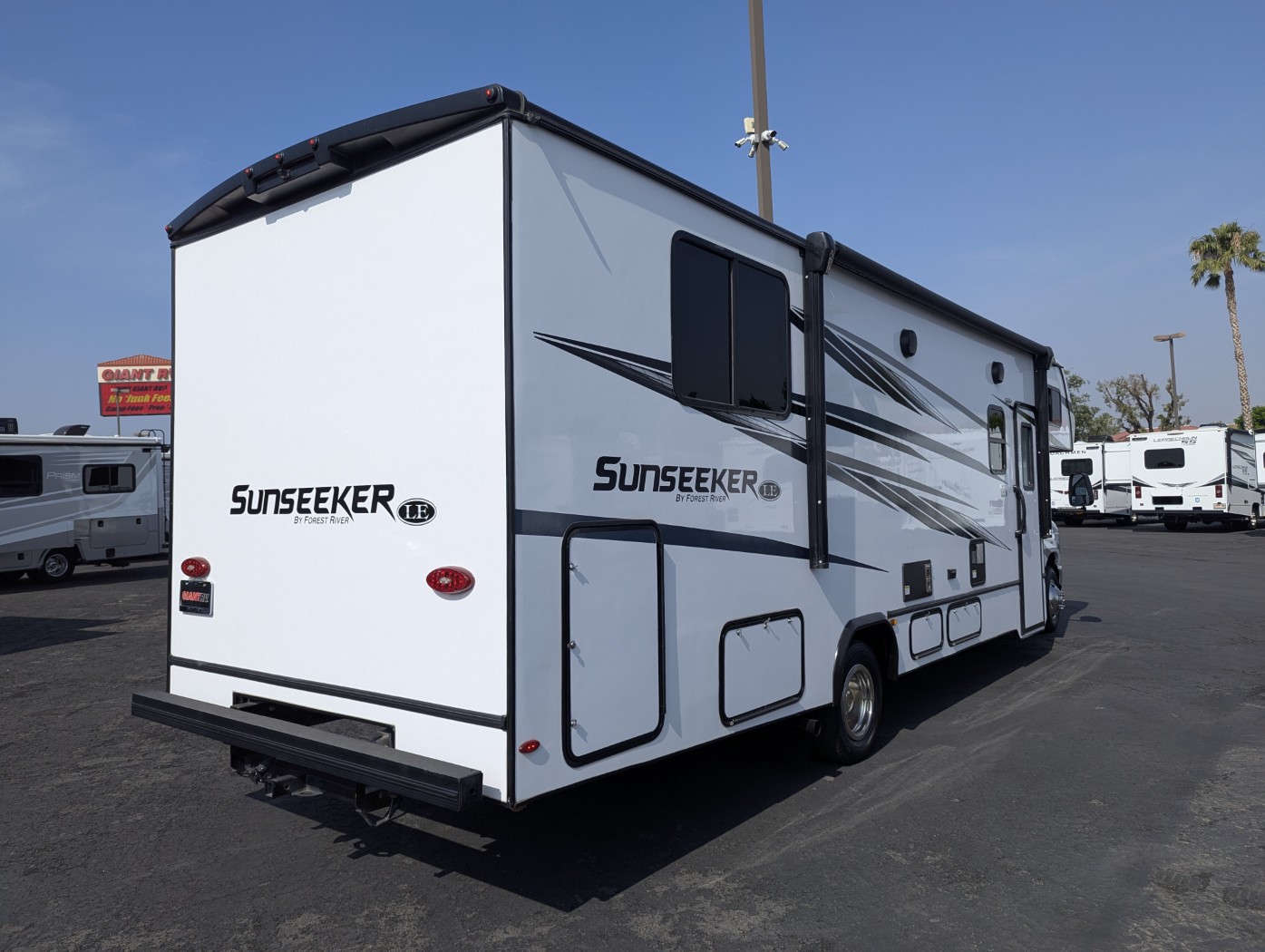 2024 Forest River Sunseeker 2850S LE - Image 5